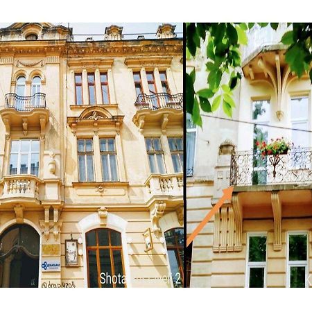 Family Apartments In Lviv Center With Balcony Luaran gambar